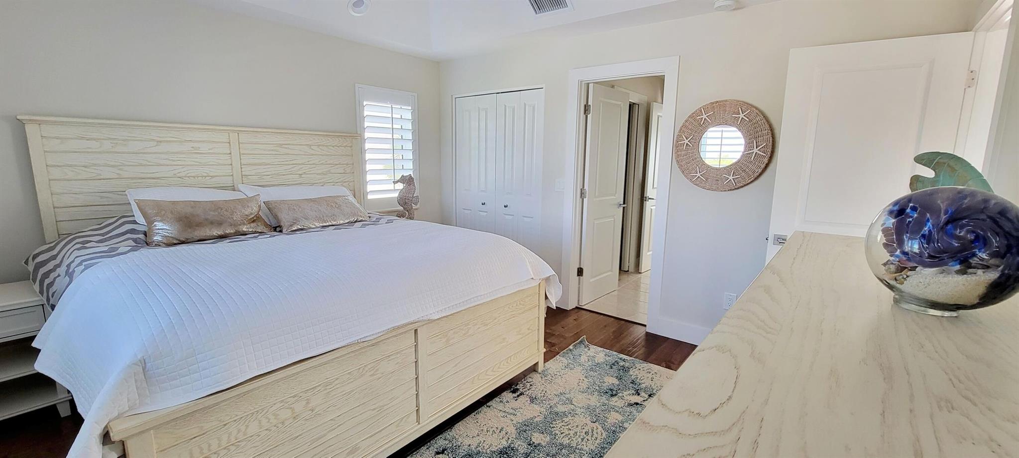 Stirrup Key - Residential