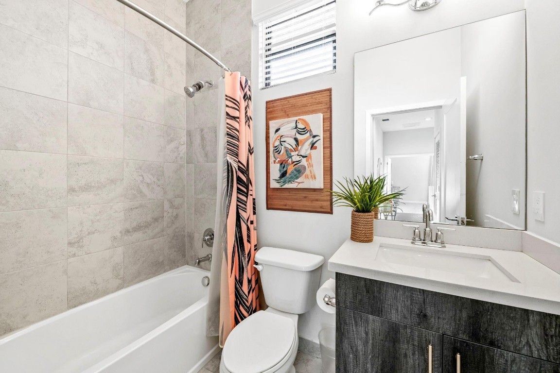 Whispering Oaks 183-173 B - Residential