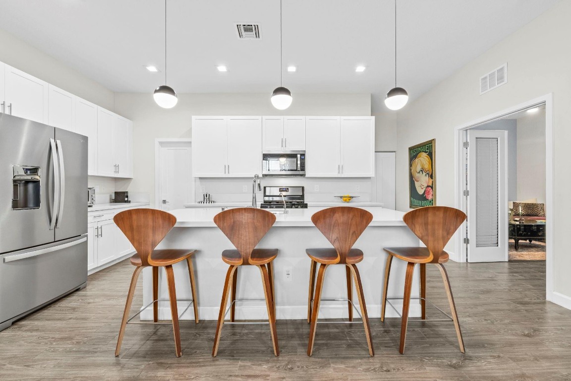 Whispering Oaks 183-173 B - Residential