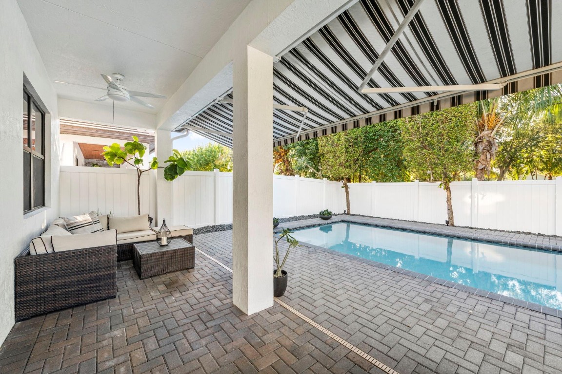 Whispering Oaks 183-173 B - Residential