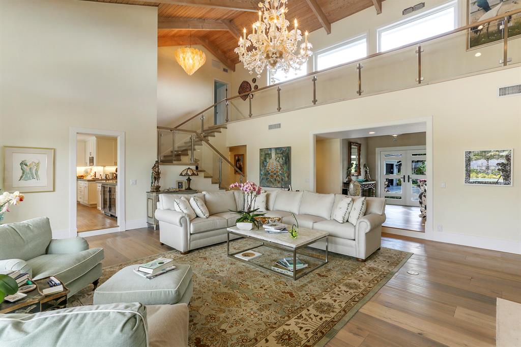 S/D OF 10-44-43, GOV LTS - Residential