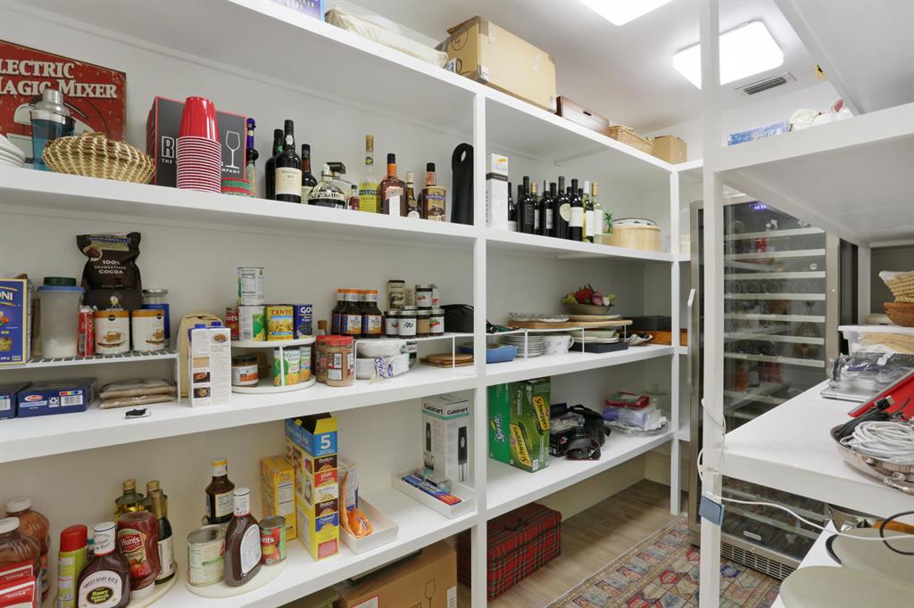 S/D OF 10-44-43, GOV LTS - Residential