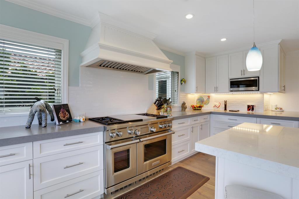 S/D OF 10-44-43, GOV LTS - Residential