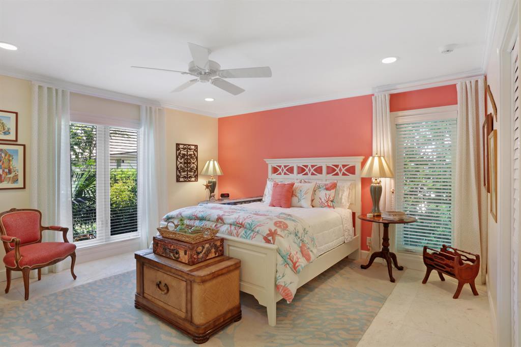 S/D OF 10-44-43, GOV LTS - Residential