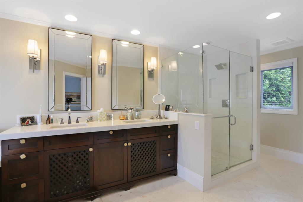 S/D OF 10-44-43, GOV LTS - Residential