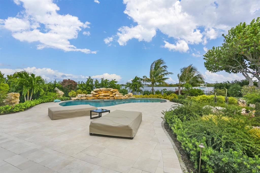 S/D OF 10-44-43, GOV LTS - Residential