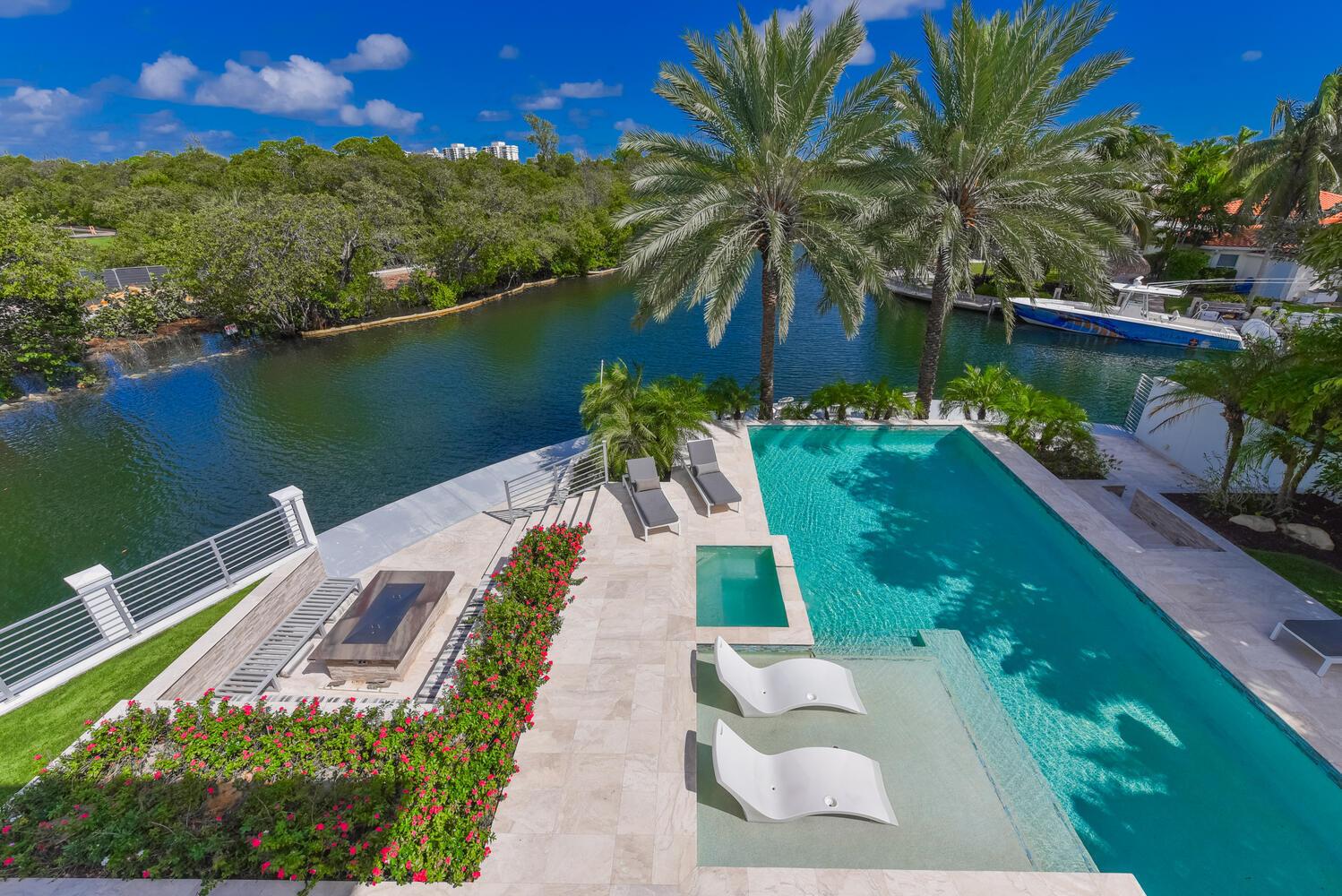 GOLDEN HARBOUR - Residential