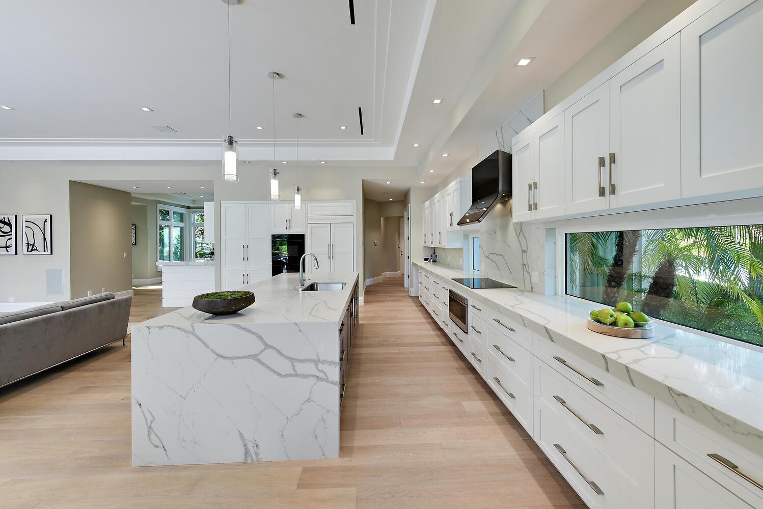 GOLDEN HARBOUR - Residential