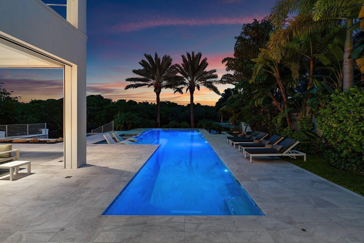 GOLDEN HARBOUR - Residential