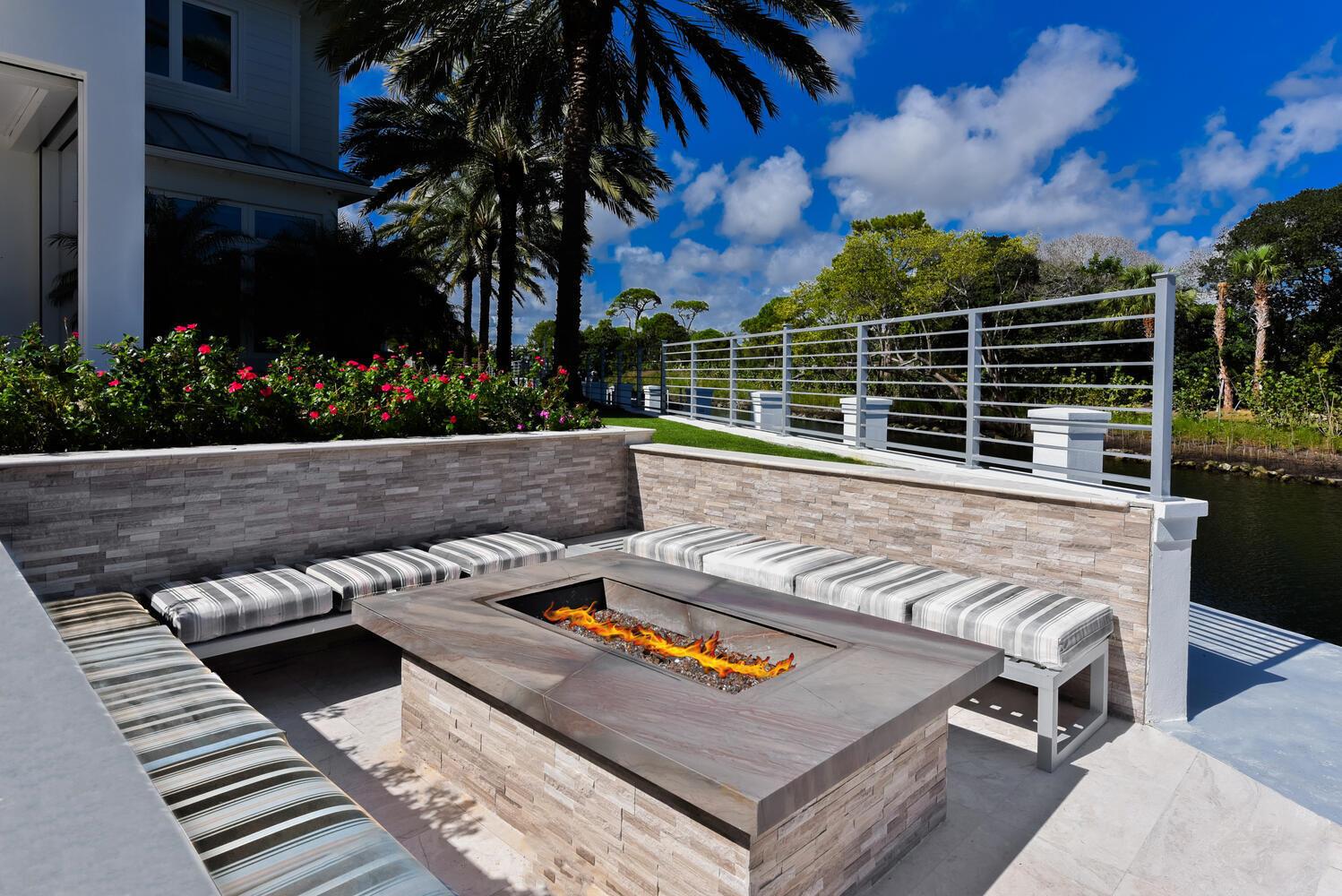 GOLDEN HARBOUR - Residential