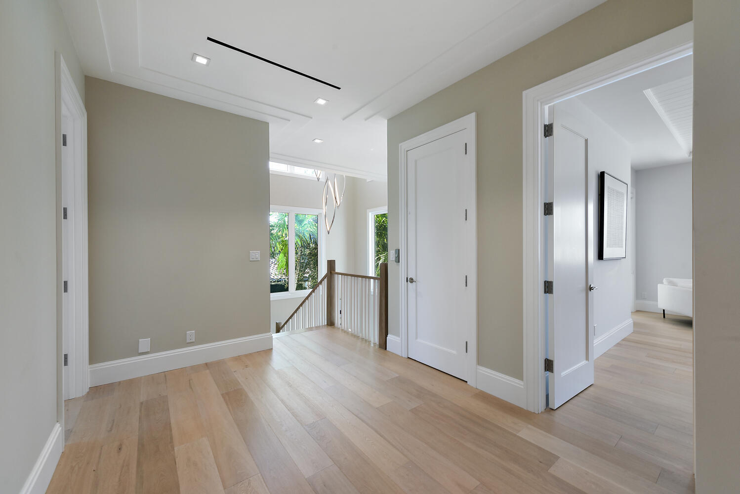 GOLDEN HARBOUR - Residential