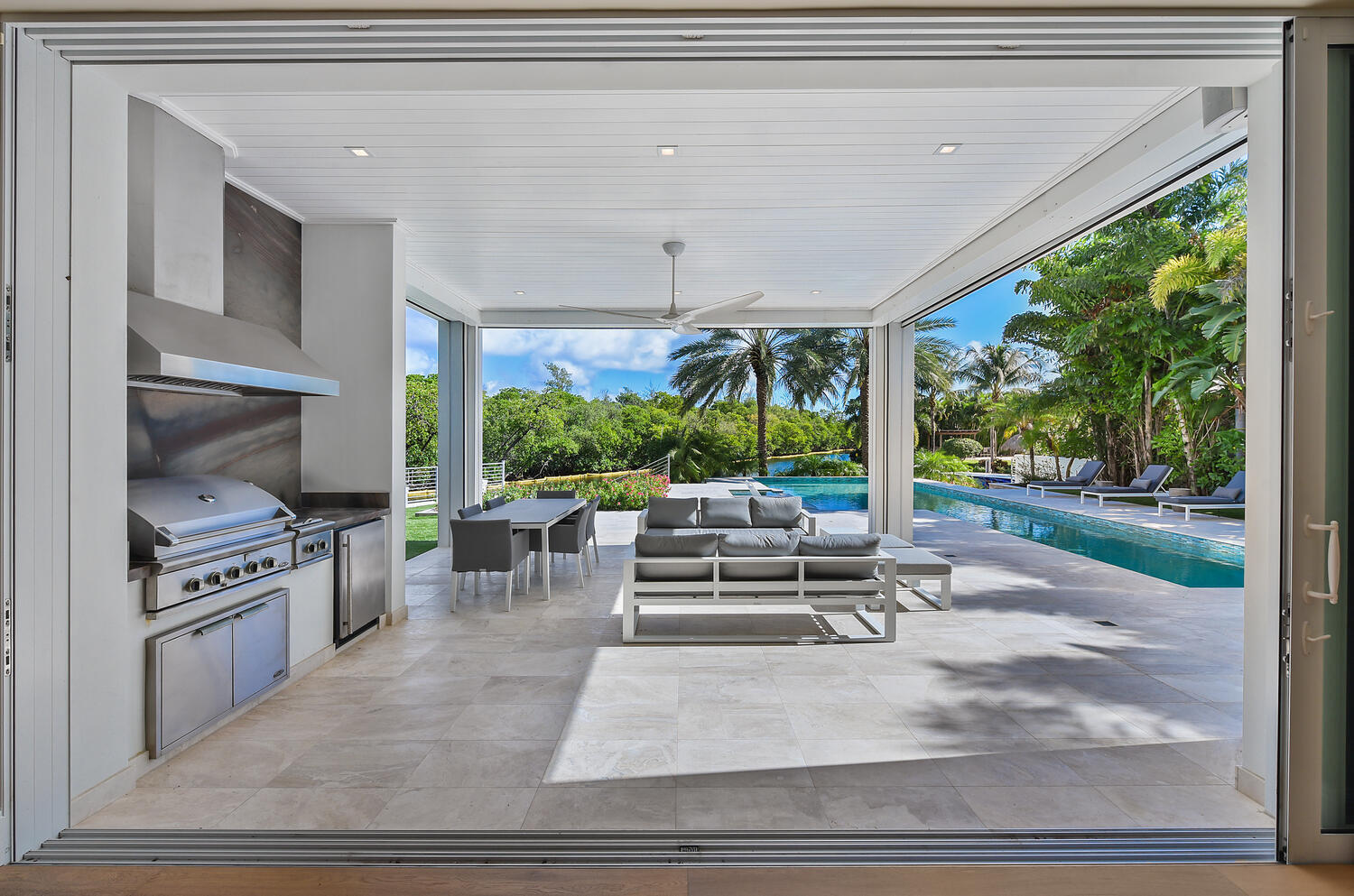 GOLDEN HARBOUR - Residential