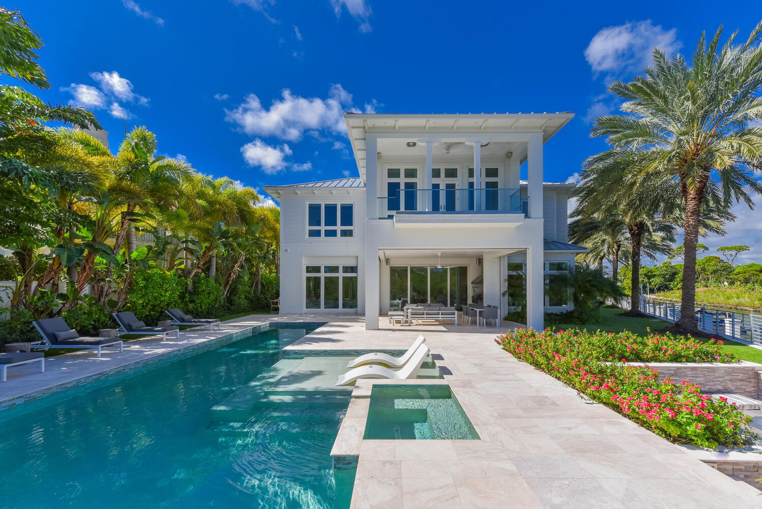 GOLDEN HARBOUR - Residential