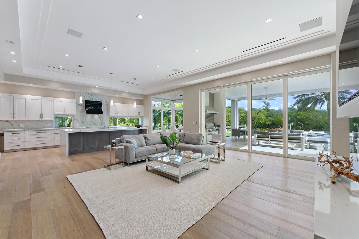 GOLDEN HARBOUR - Residential