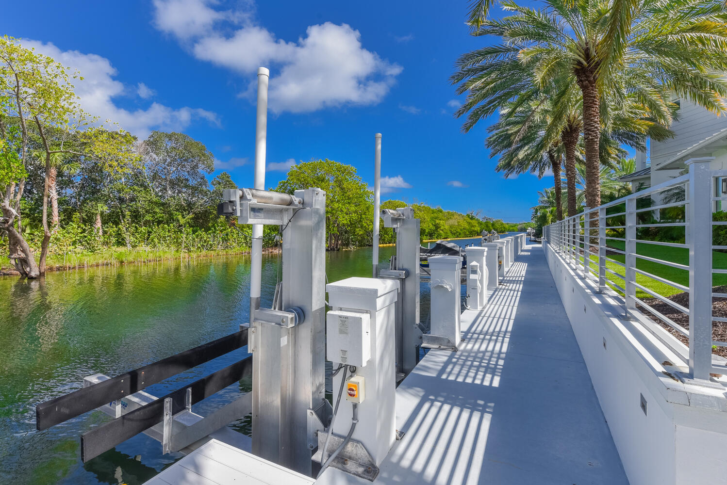 GOLDEN HARBOUR - Residential