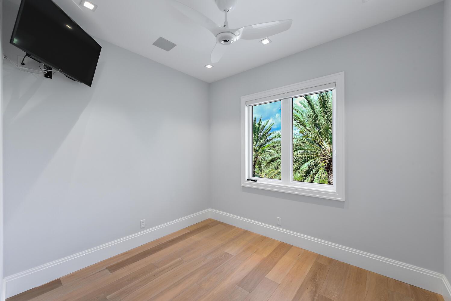 GOLDEN HARBOUR - Residential