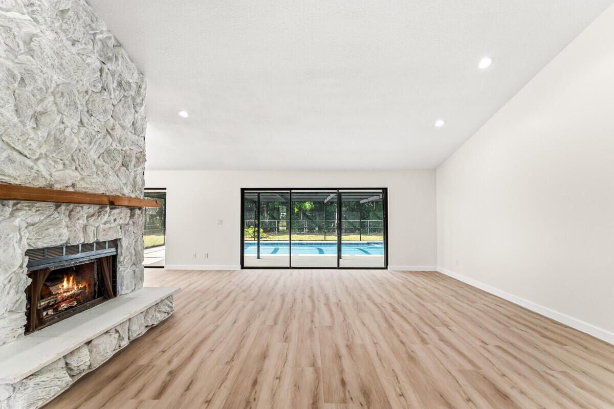 HOLIDAY PINES SUBDIVISION - Residential