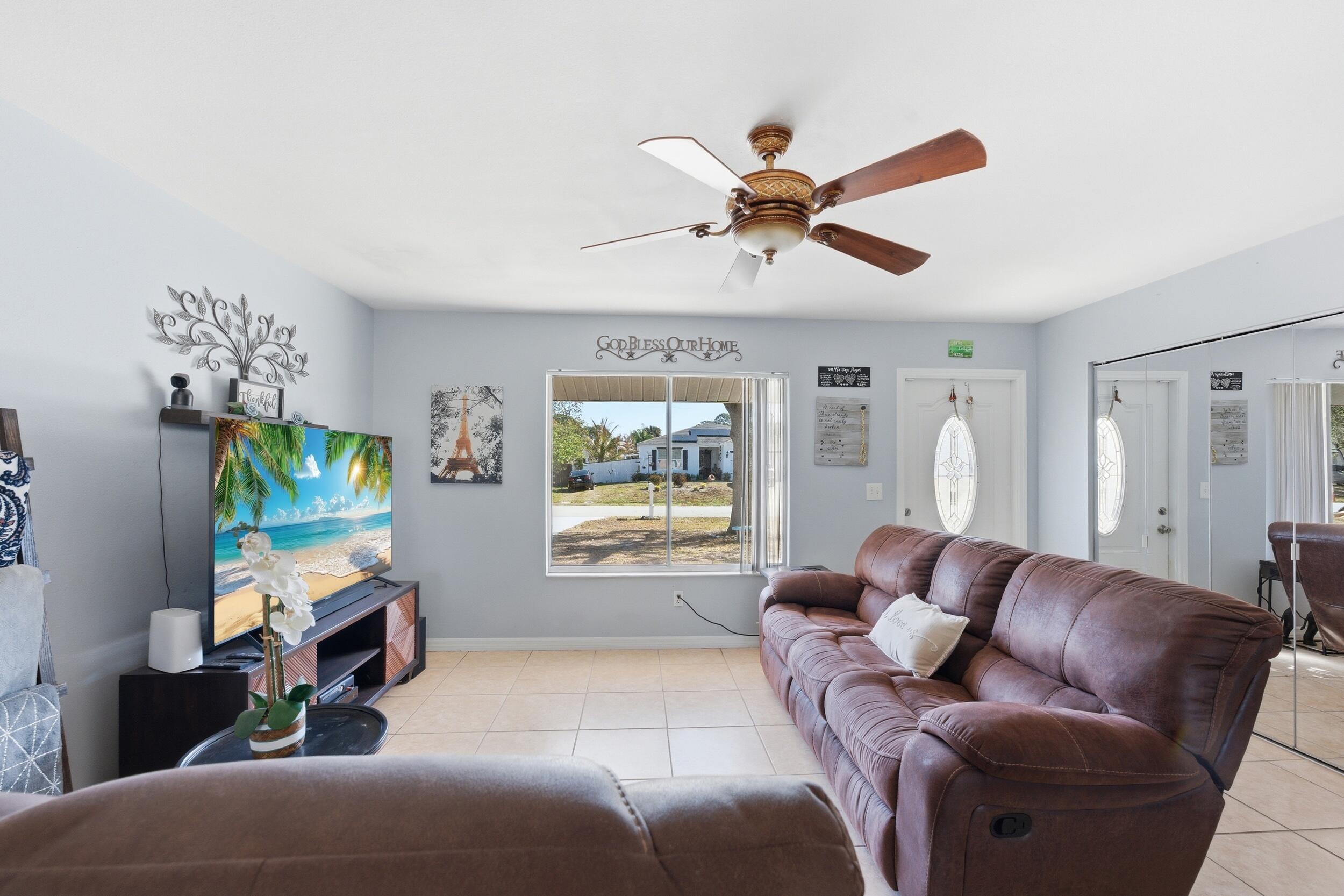 PORT ST LUCIE SECTION 13 - Residential