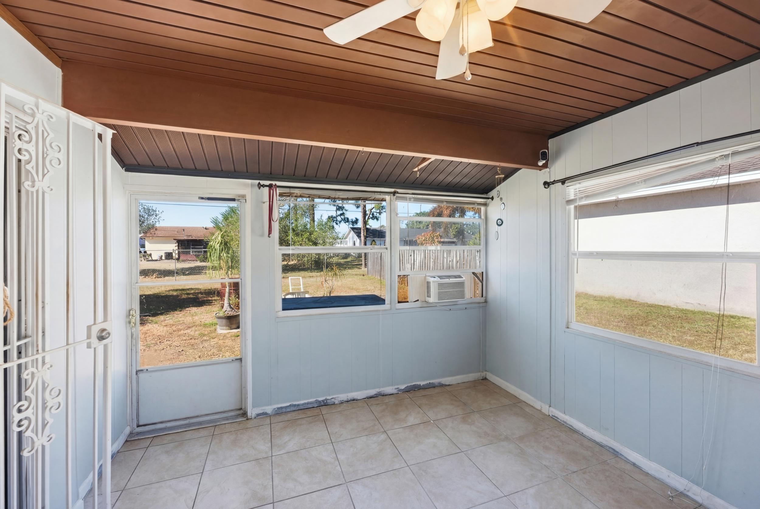 PORT ST LUCIE SECTION 13 - Residential