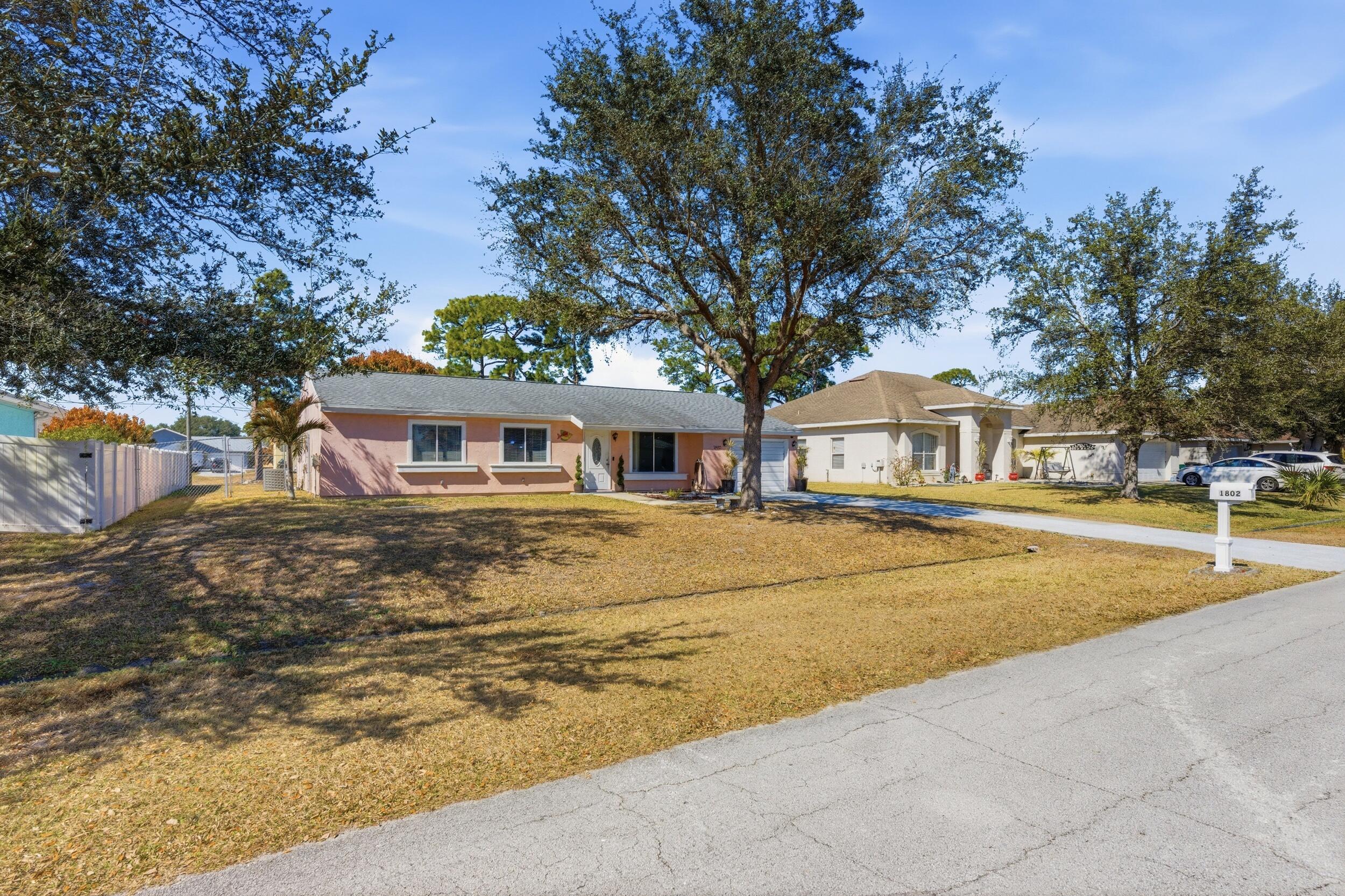 PORT ST LUCIE SECTION 13 - Residential