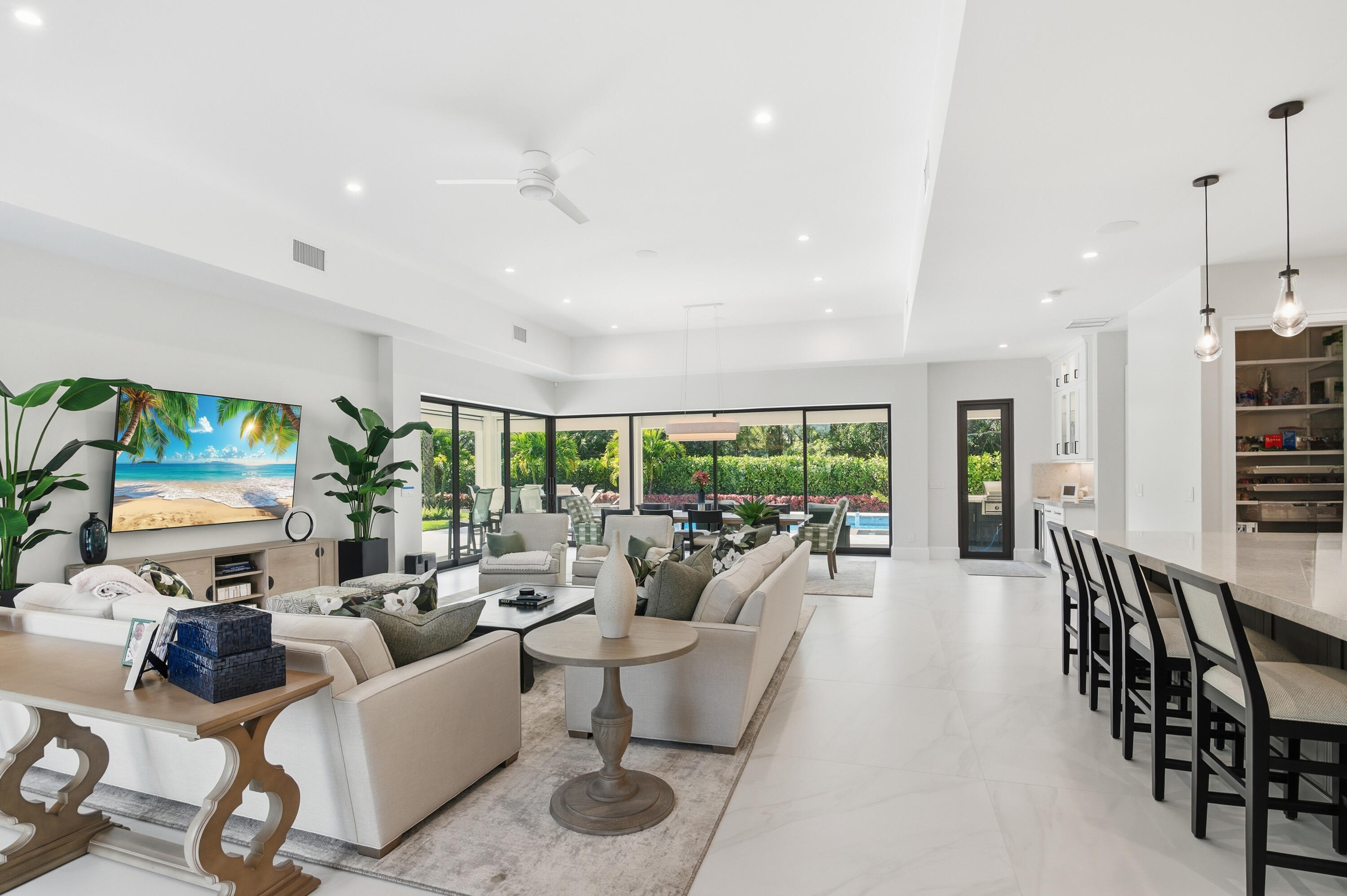 MEDALIST CLUB - Residential