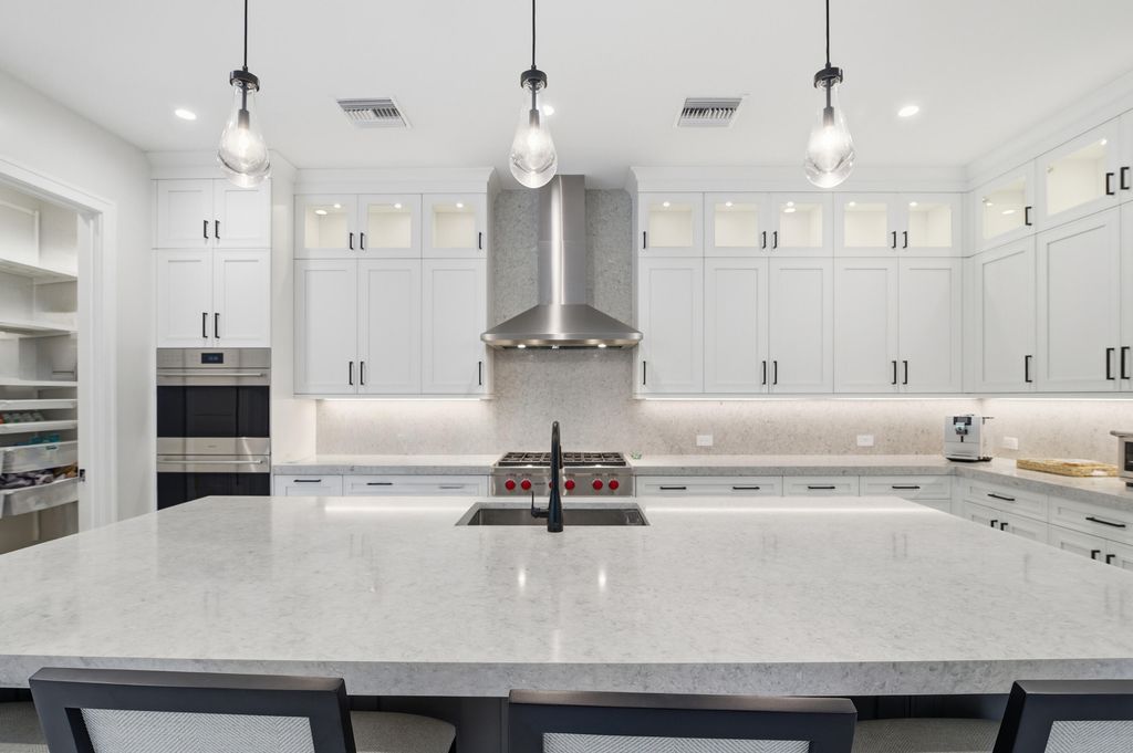 Photo of 10200 SE Sandpine Lane, Hobe Sound, FL 33455 (MLS # R11161614)