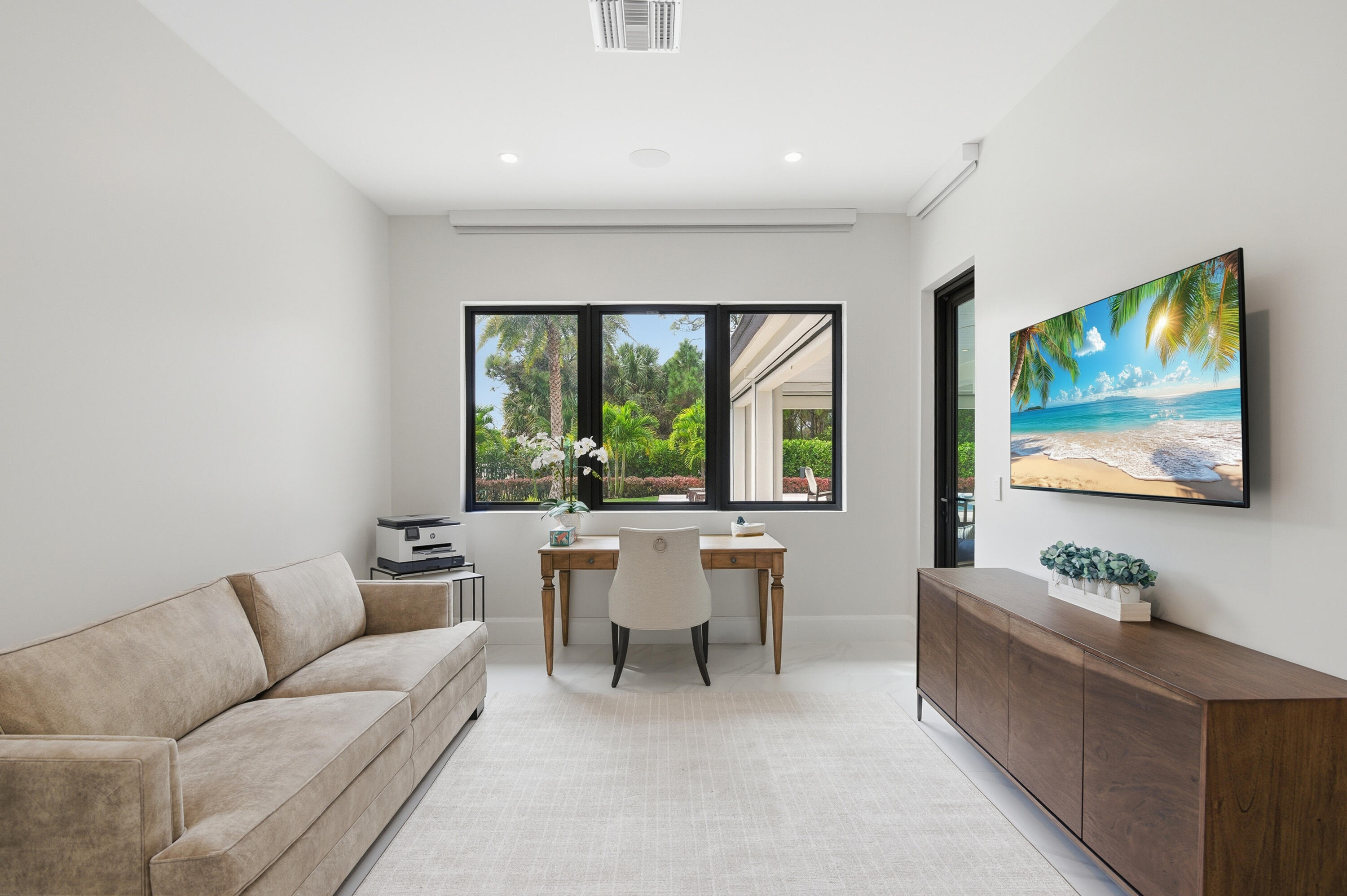 MEDALIST CLUB - Residential