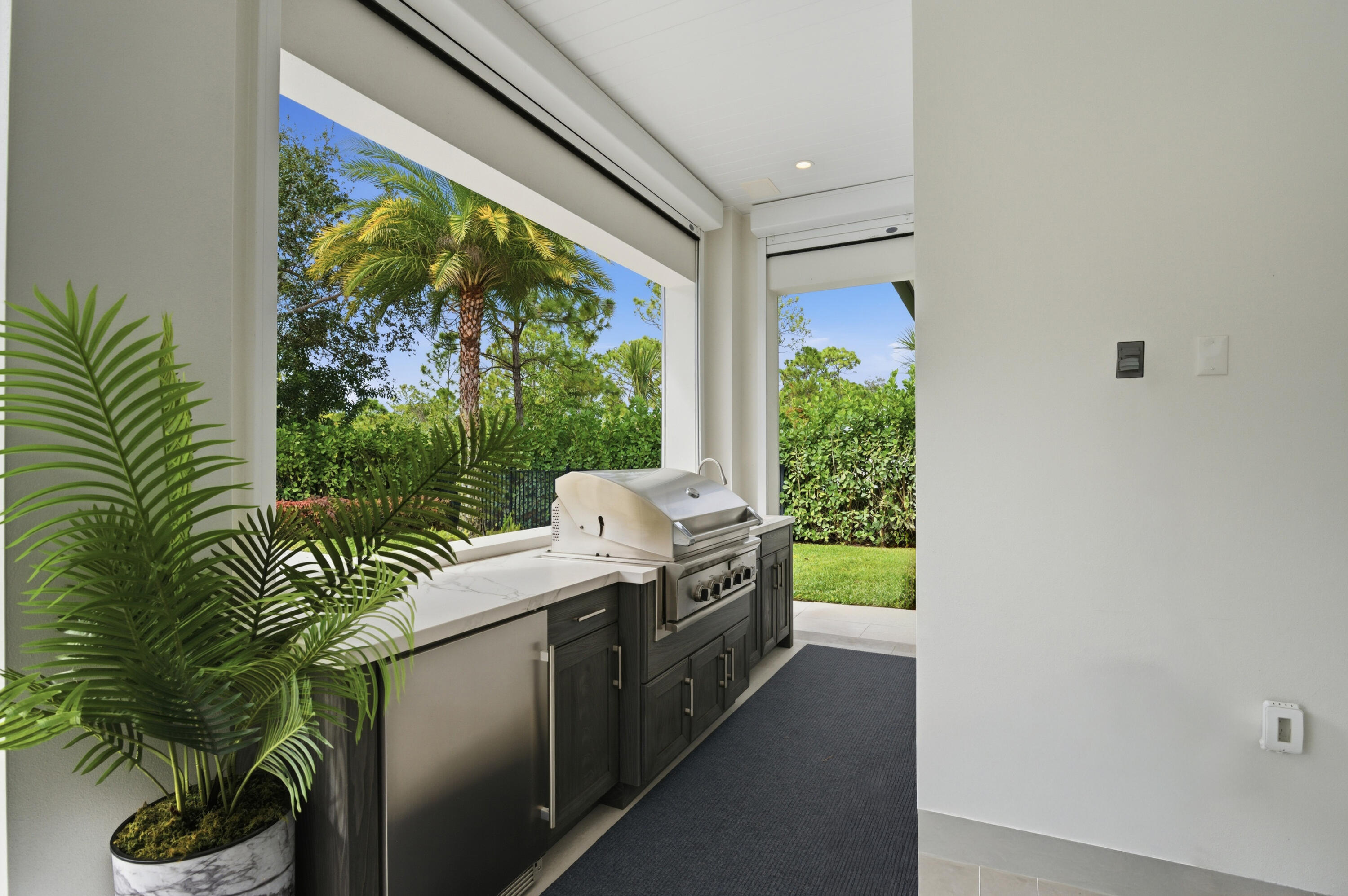 MEDALIST CLUB - Residential