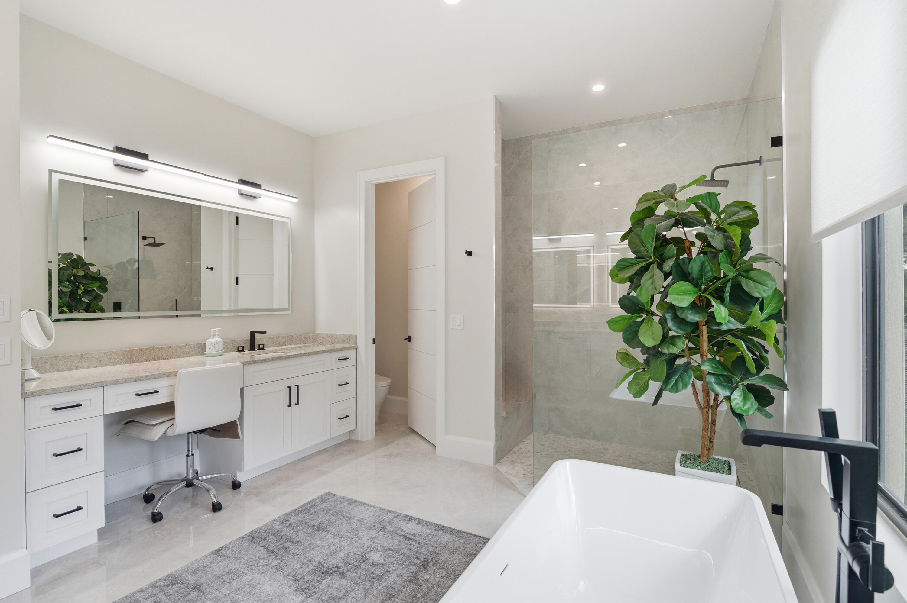 MEDALIST CLUB - Residential