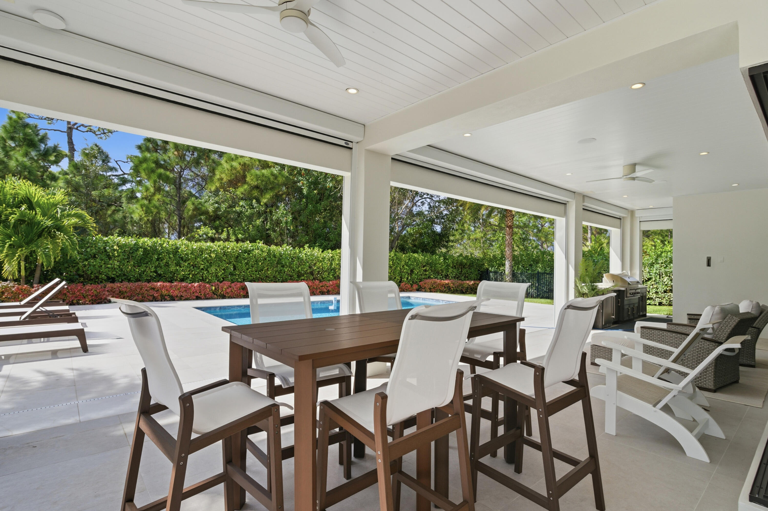 MEDALIST CLUB - Residential