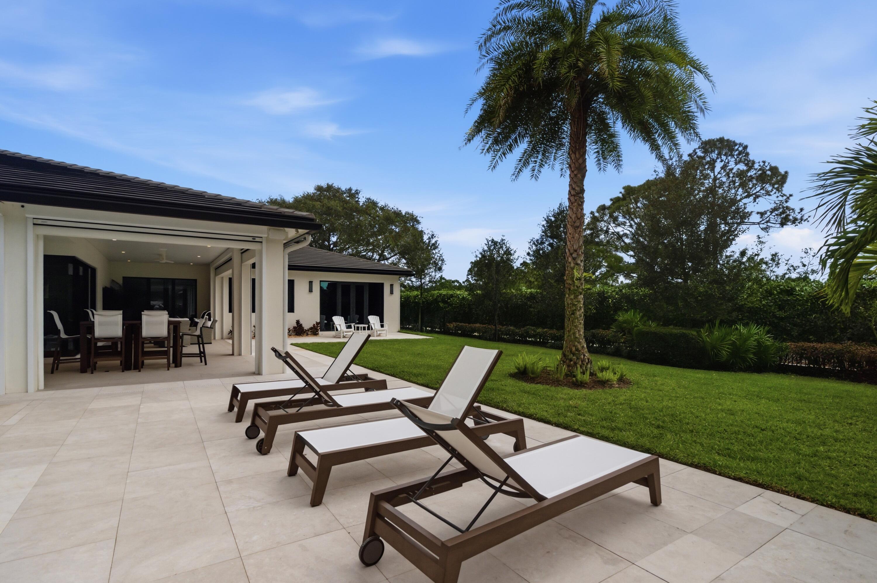 MEDALIST CLUB - Residential