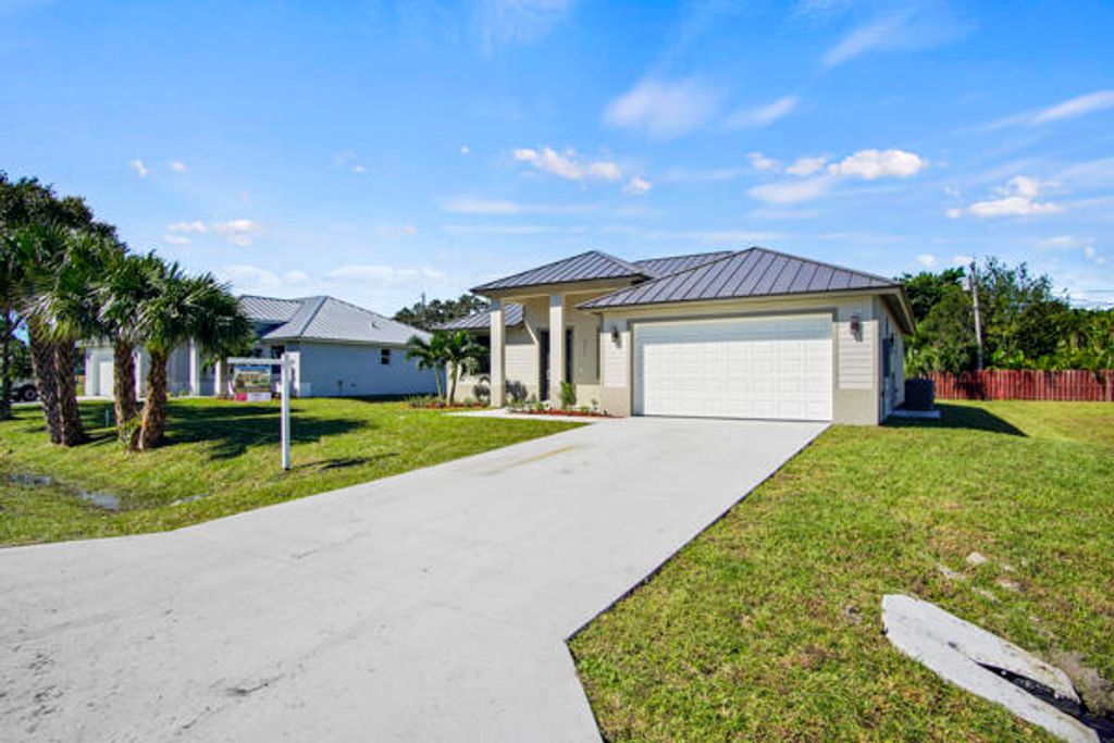 Photo of 4711 Seagrape Drive, Fort Pierce, FL 34945 (MLS # R11130374)