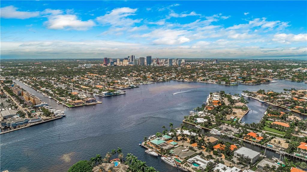 LUCILLE ISLAND - Land