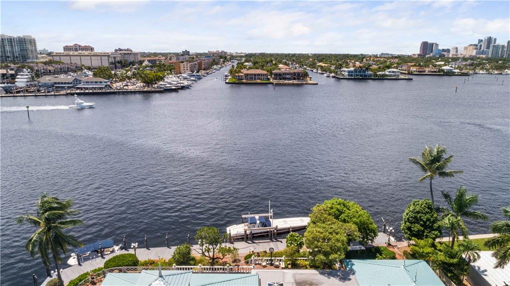 LUCILLE ISLAND - Land