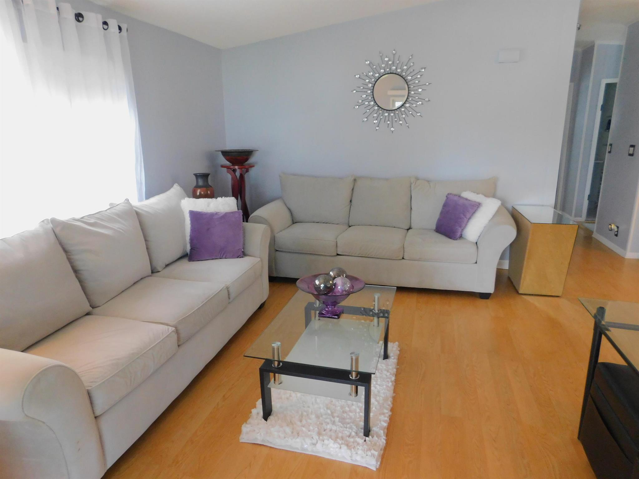 TROPICAL ISLES - Residential