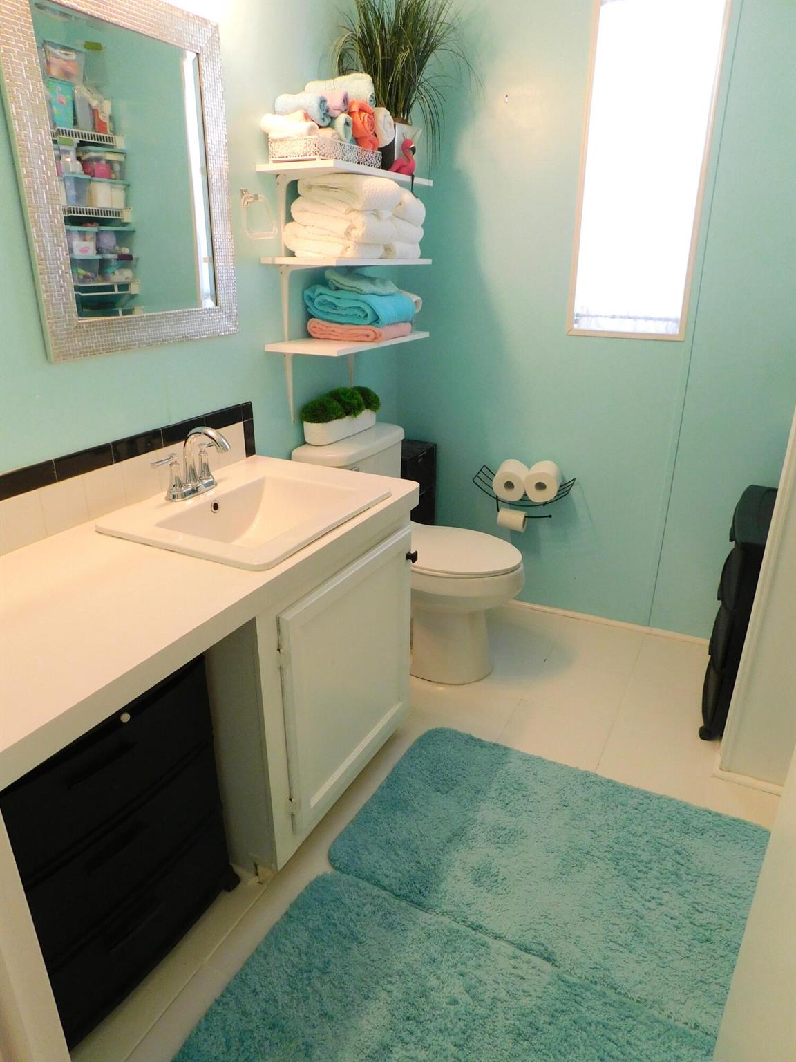 TROPICAL ISLES - Residential