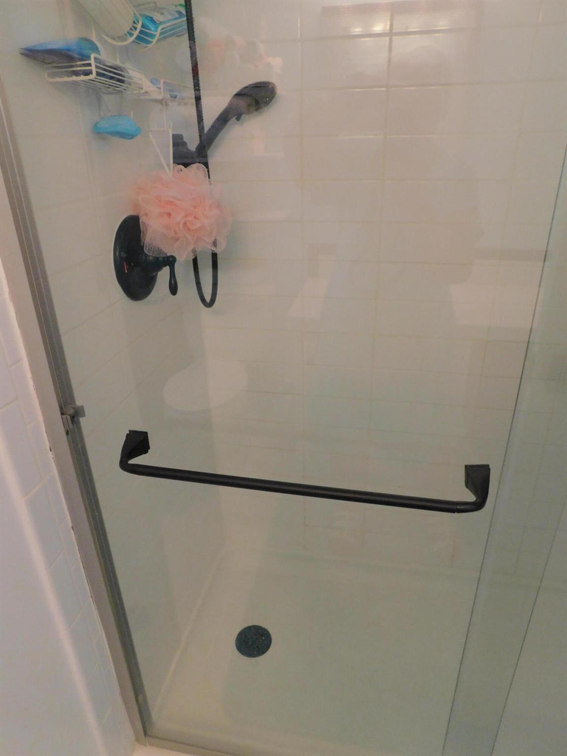 TROPICAL ISLES - Residential