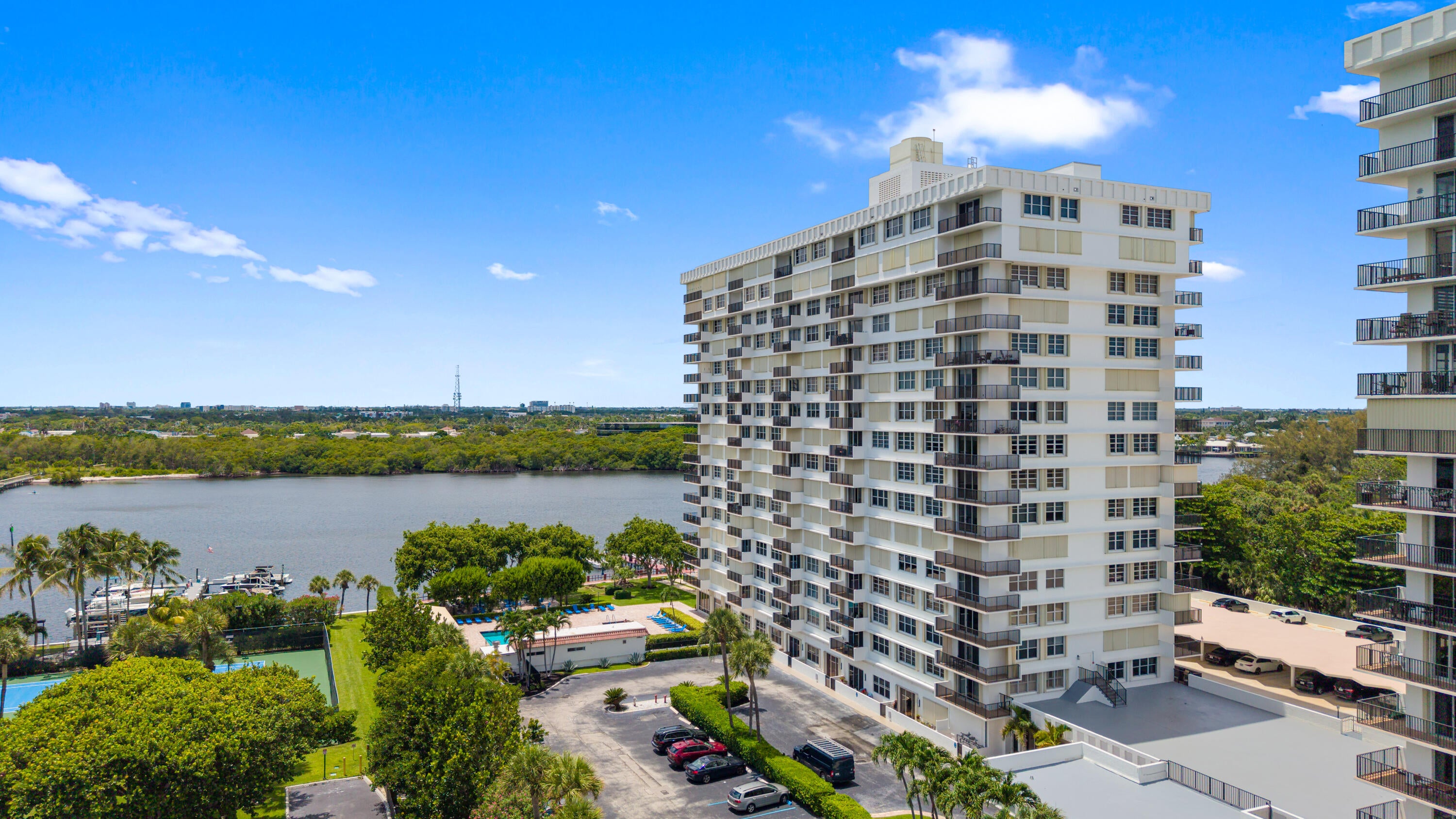 Properties | Stephanie Kaufman 2121 N Ocean Boulevard 207w