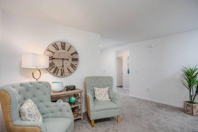 VERO LAKE ESTATES UNIT H-1 - Residential