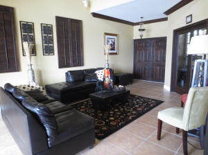 THOROUGHBRED LAKE EST 1 - Residential