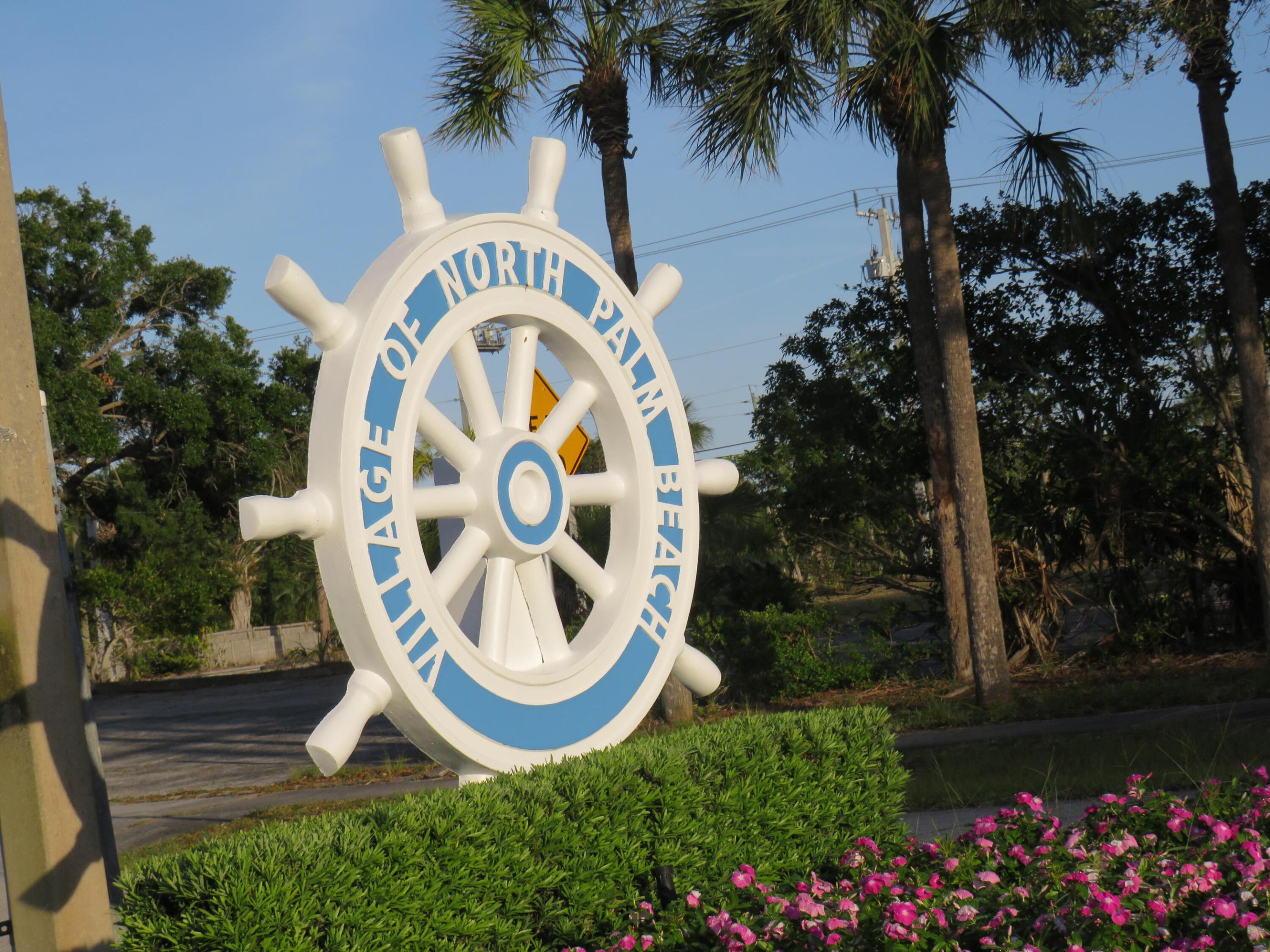 SHUTTERS CONDO - Residential