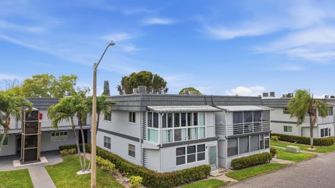 Tiny photo for 376 Saxony H, Delray Beach, FL 33446 (MLS # B26019278)