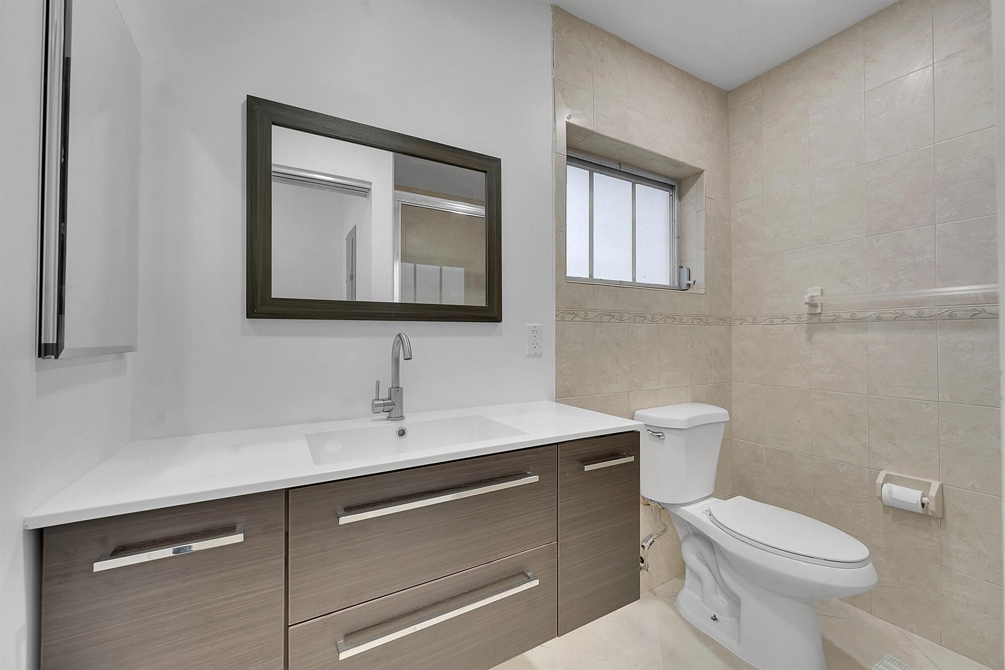 5043 Cresthaven Boulevard F