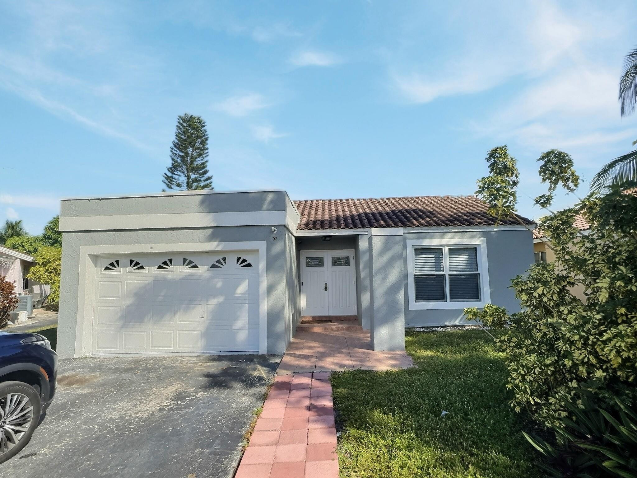 Springtree Lakes 79-12 B - Residential Lease