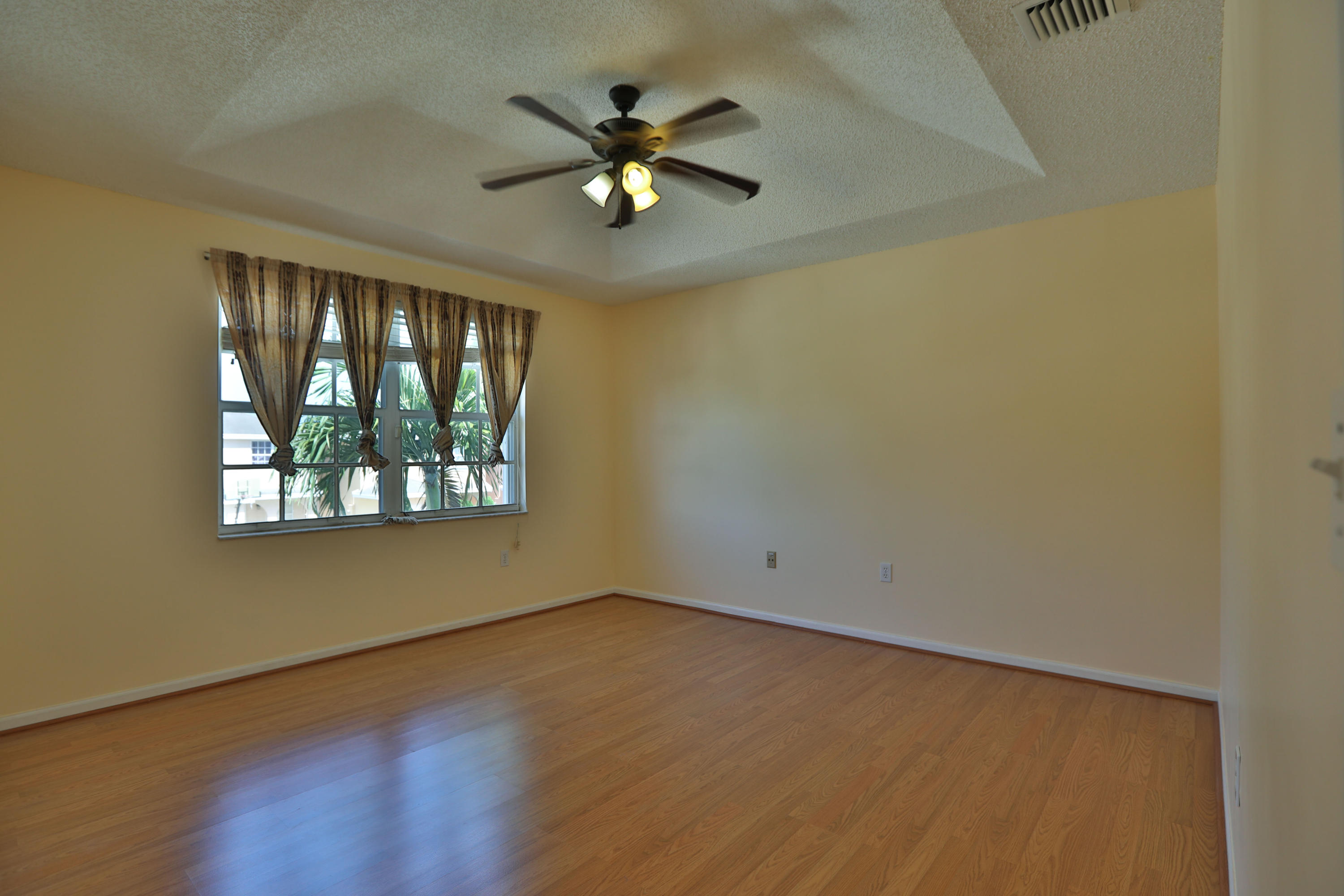 CRYSTAL VIEW TOWNHOMES PLAT 1 - Residential