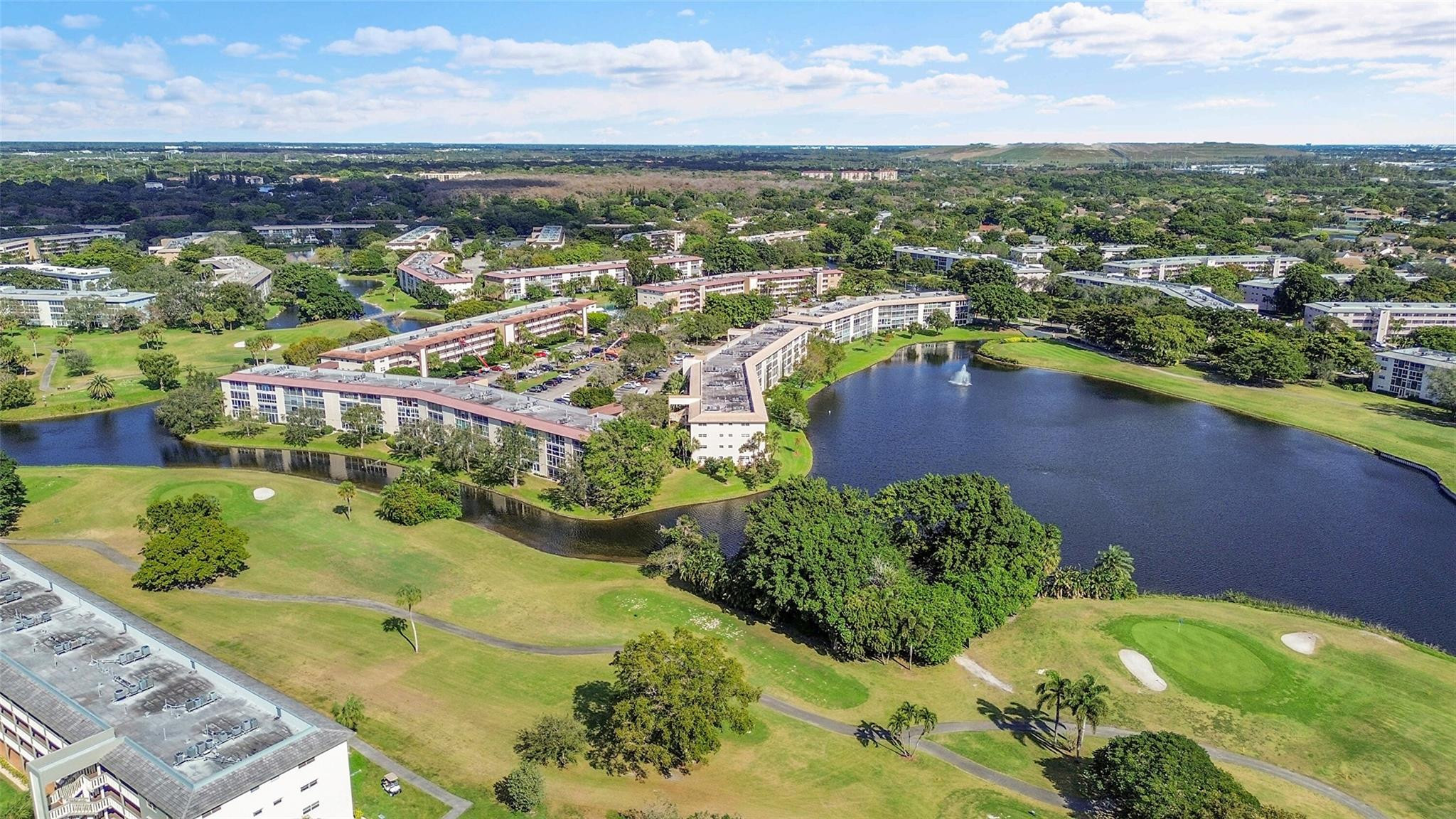 WYNMOOR-VILLAGE - Residential