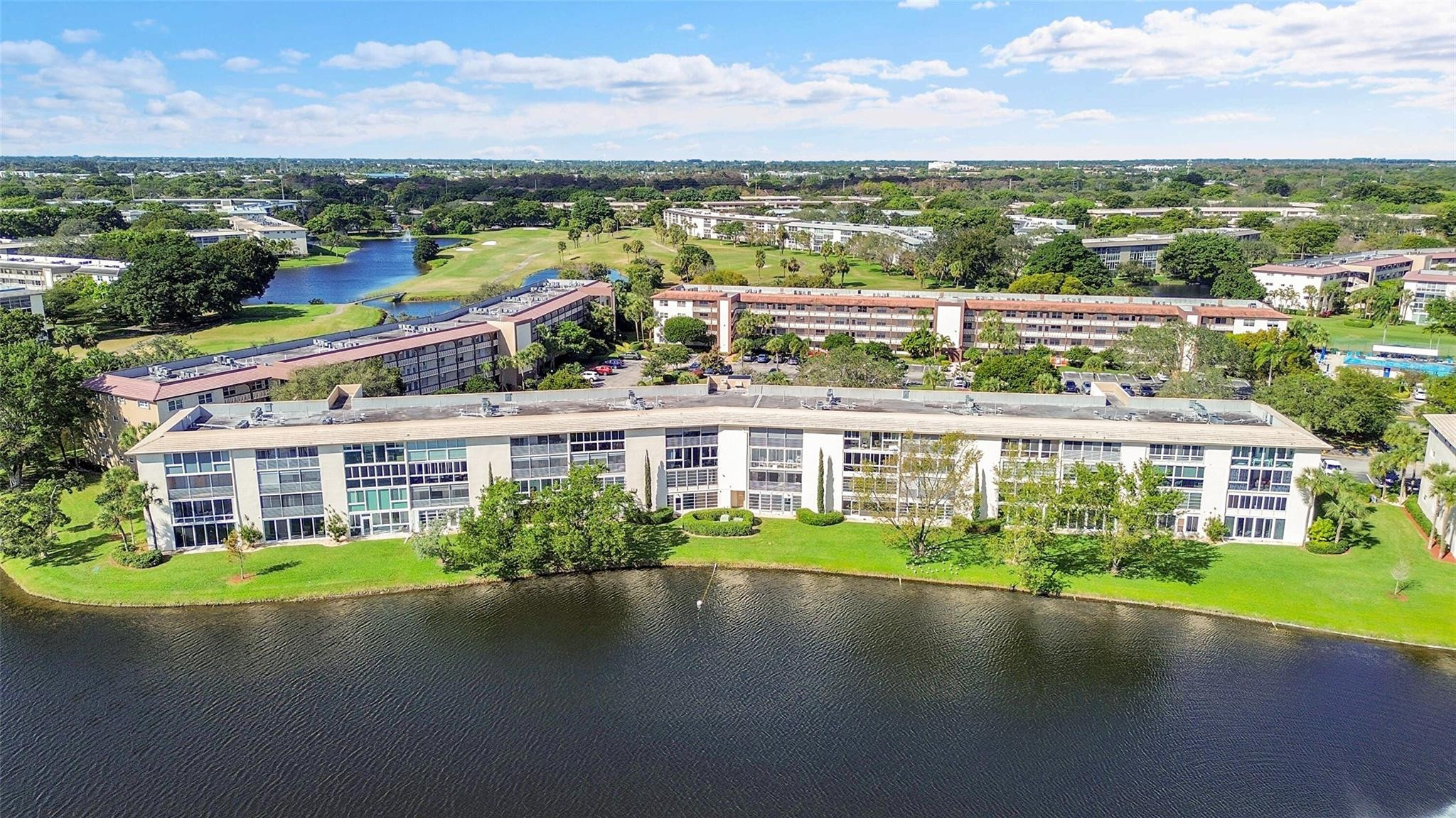 WYNMOOR-VILLAGE - Residential