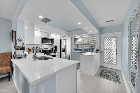 Tiny photo for 3204 Portofino Point #N4, Coconut Creek, FL 33066 (MLS # F10548290)