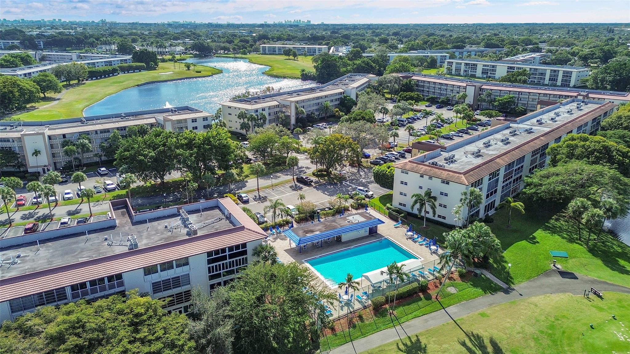 WYNMOOR-VILLAGE - Residential