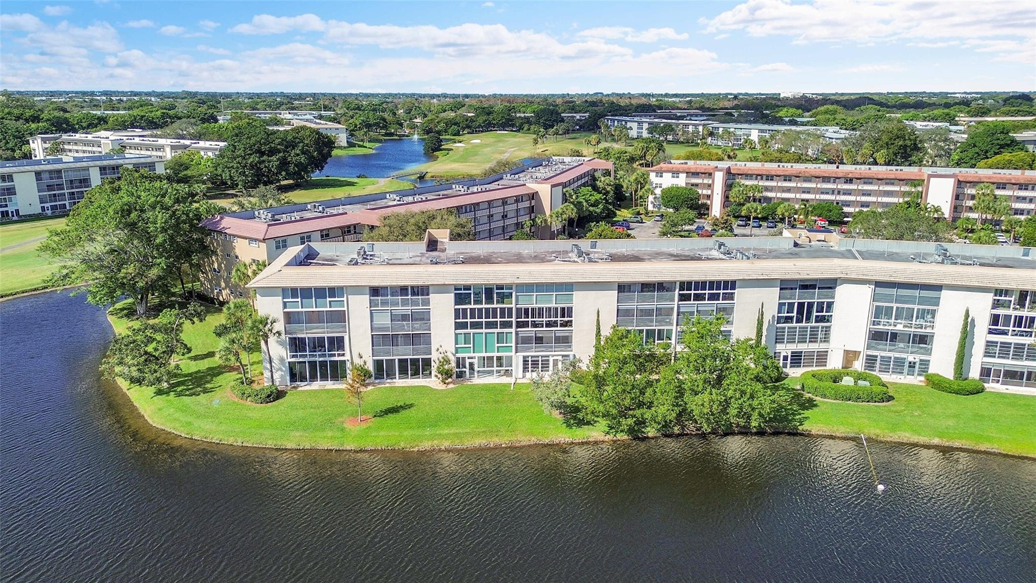 WYNMOOR-VILLAGE - Residential